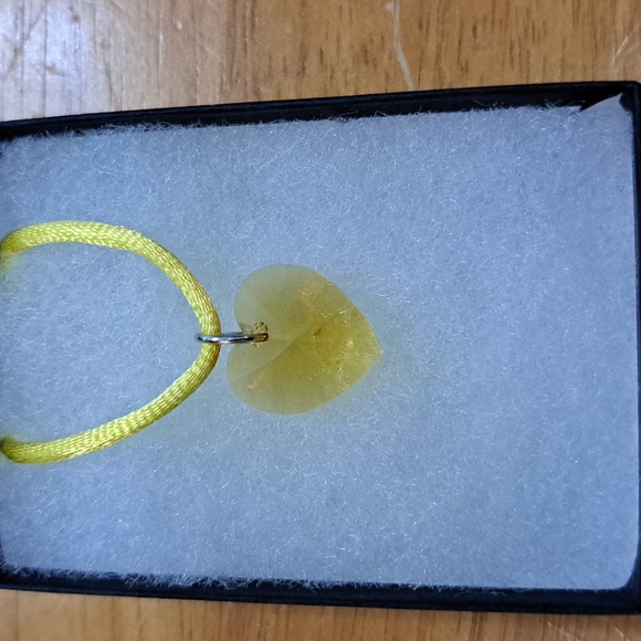 Golden Sunshine Crystal Heart Necklace - Picture 2 of 6